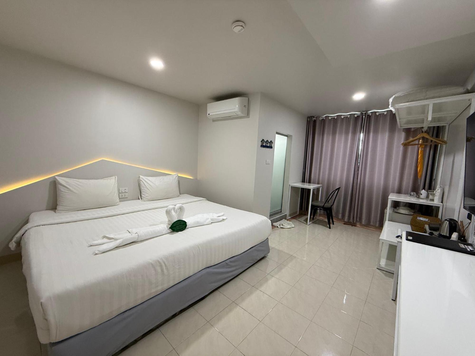 Bed By Boat @Nonthaburi Pier Aparthotel Exterior photo